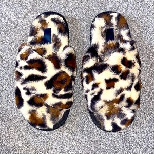 Cheetah Print Indoor and Outdoor House Shoe Slippers
